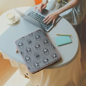 PYT Laptop Case (Tokyo in Bloom/rabbits)